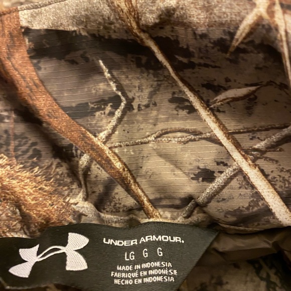 Under Armour camo jacket. Prima-loft fill  nylon outer size L NWT - Picture 6 of 6